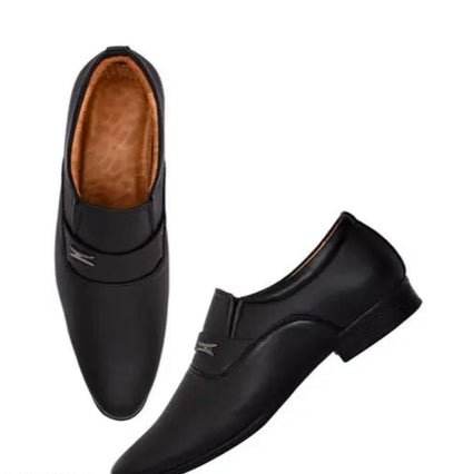 Black Solid casuals For Men